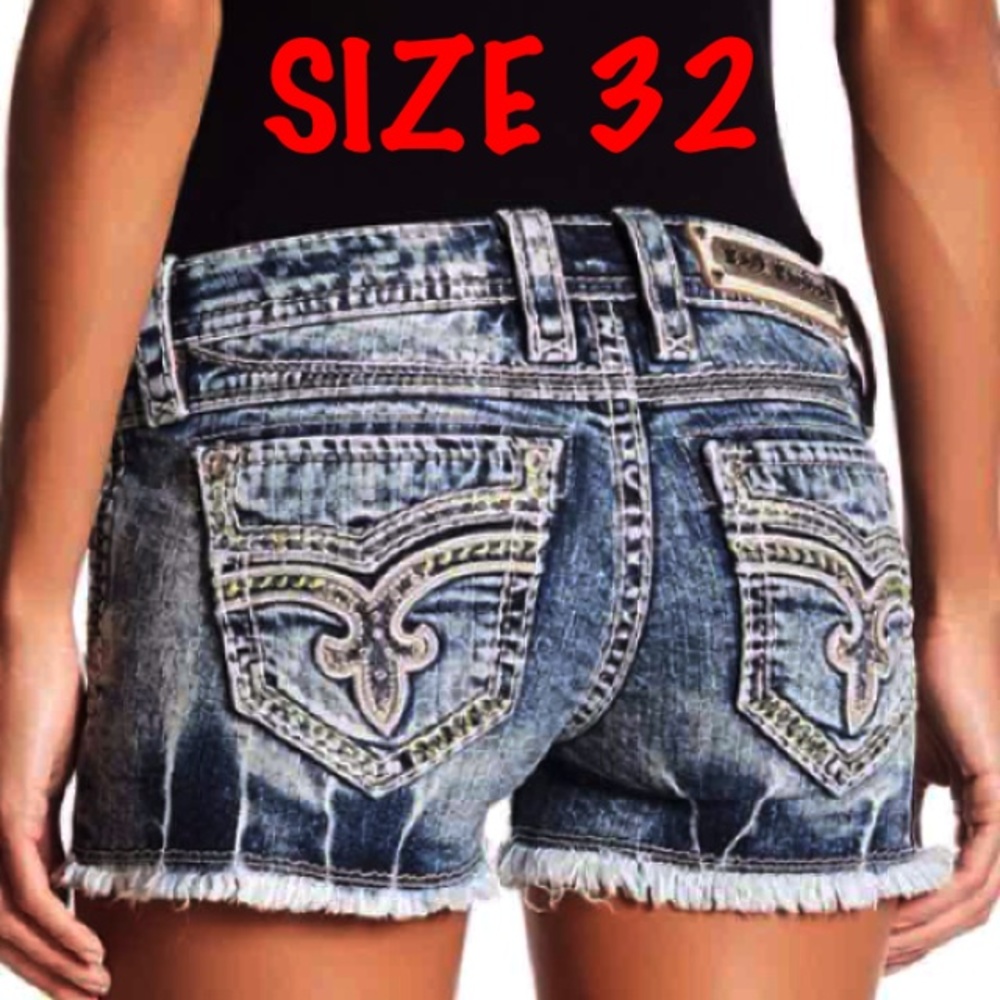 SZ 32 ROCK REVIVAL JEAN SHORTS!!