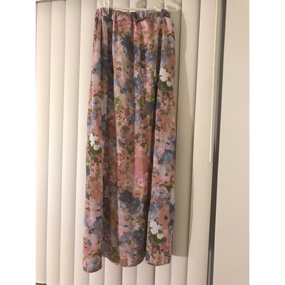 Silky floral maxi skirt
