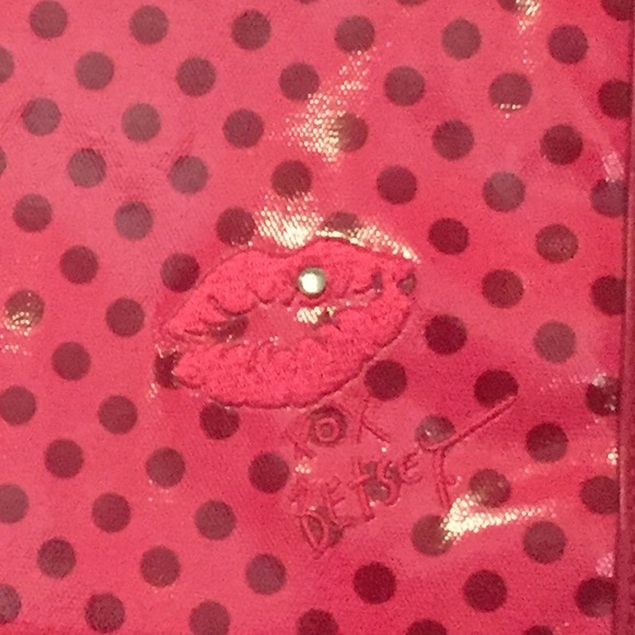 Betseyville by Betsey Johnson clutch - Picture 3 of 6