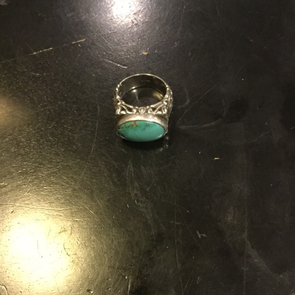 Sterling silver and turquoise ring. Size 7