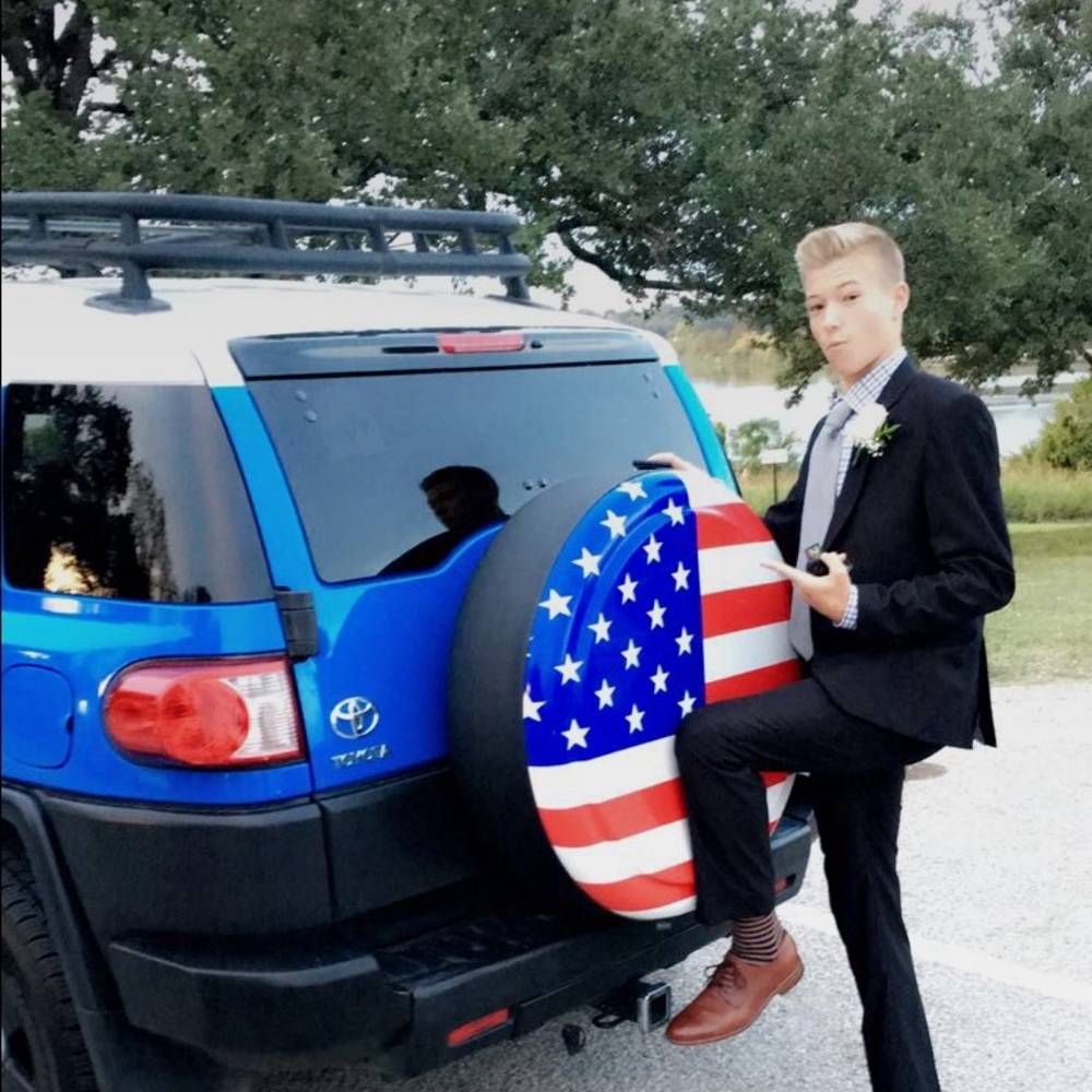 Meet your Posher, Grant