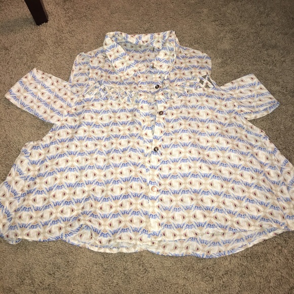 Cropped flowy Shirt - Picture 1 of 2