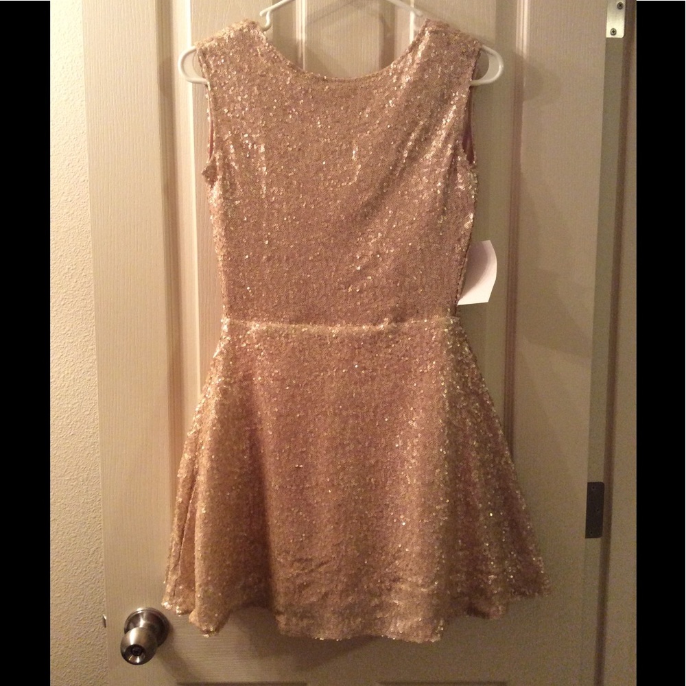 Tobi Gold Sequin Dress | New! | Small