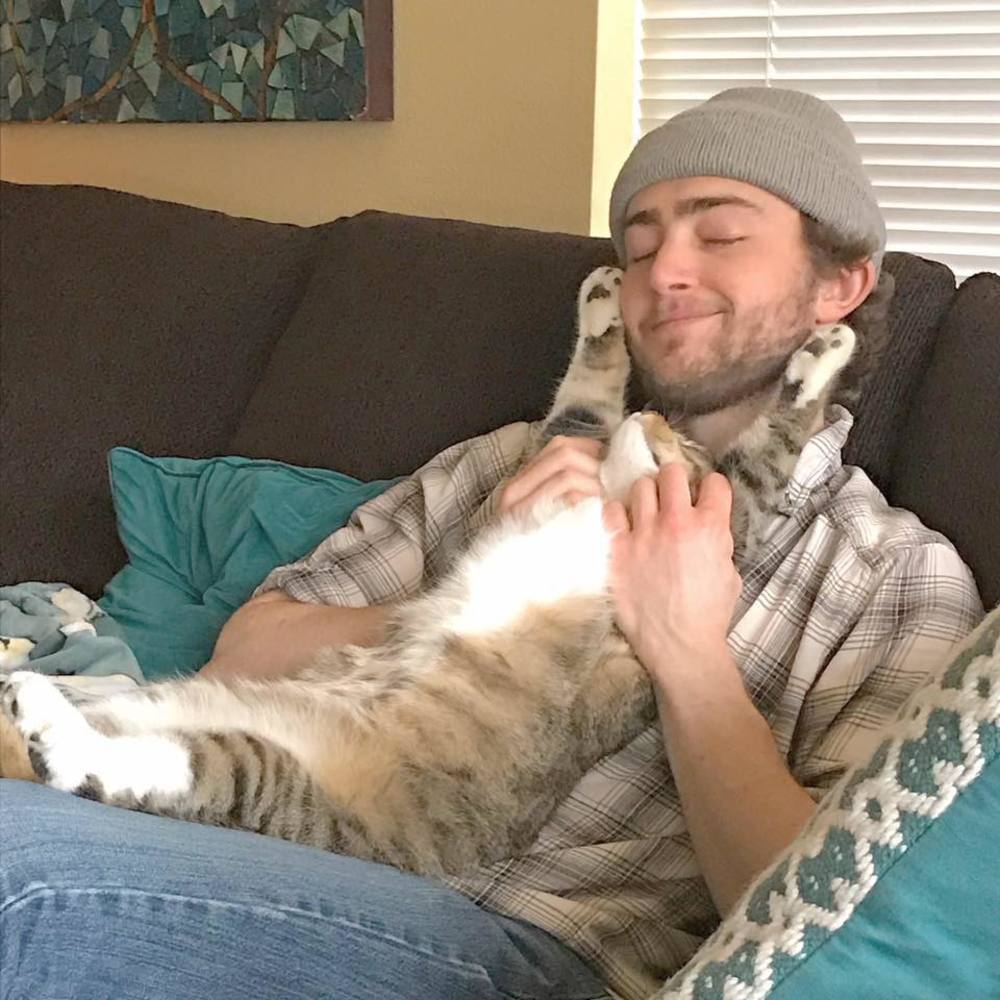 Meet your Posher, Logan