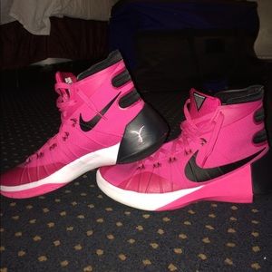 Breast Cancer Hyperdunks