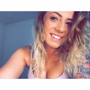 Meet your Posher, Casey