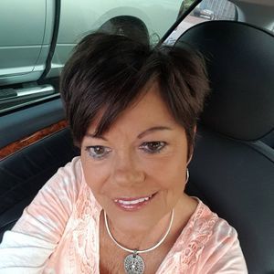 Meet your Posher, Brenda