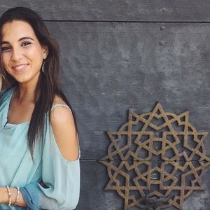 Meet your Posher, Bella