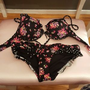 Victoria Secret bikini