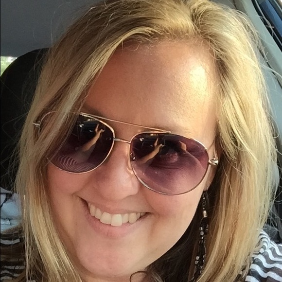 Meet your Posher, Callie - Picture 1 of 1