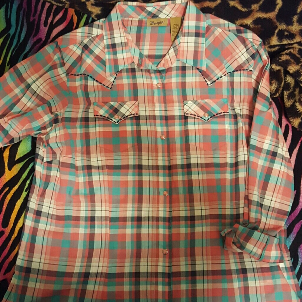 SOLD*Wrangler cowgirl shirt