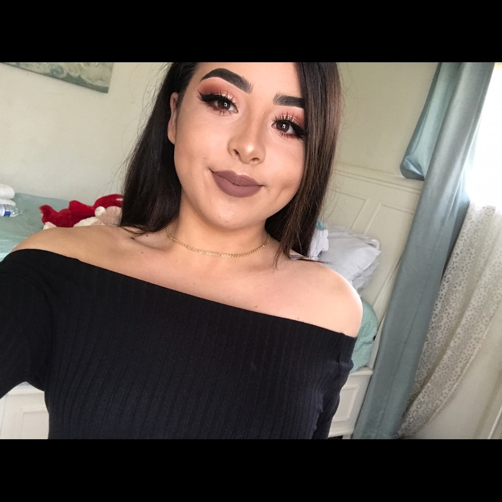 Meet your Posher, Adriana