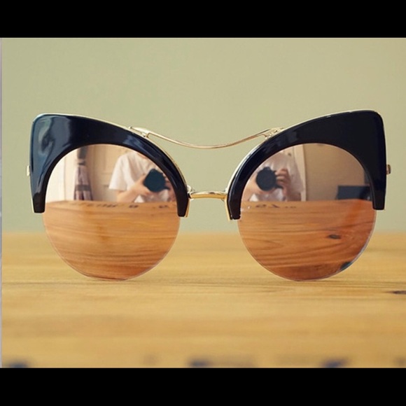 Cat eye sunglasses - Picture 2 of 3