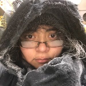 Meet your Posher, Gloria