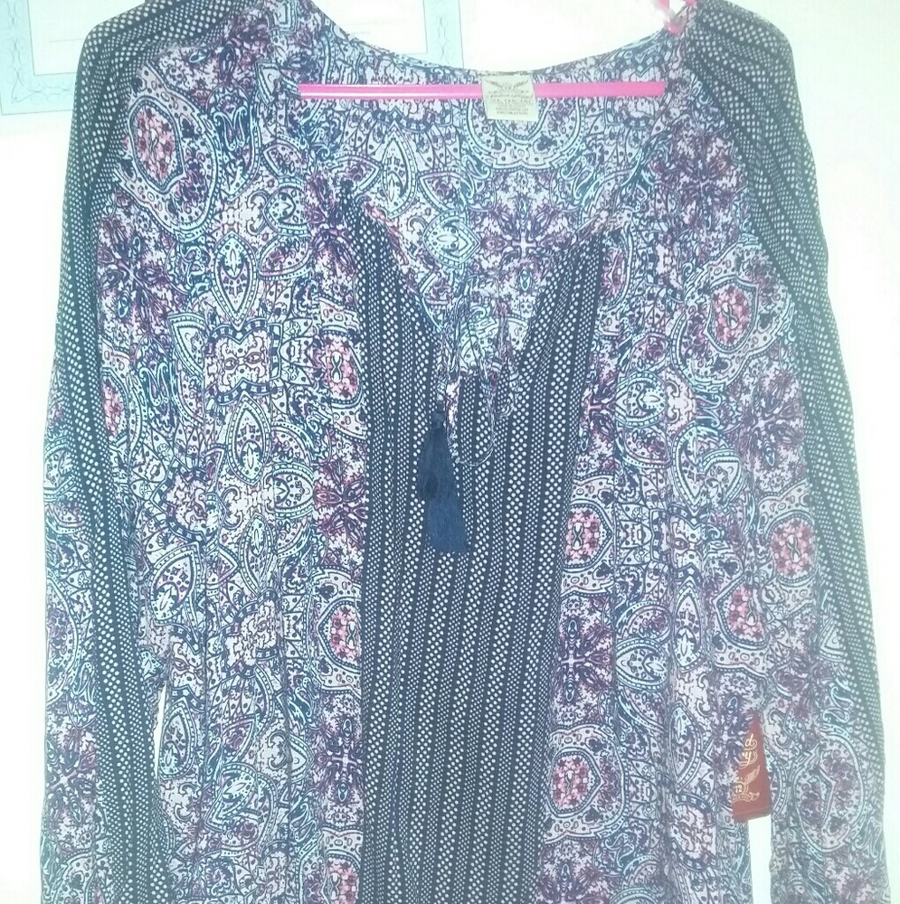 Faded Glory tassel blouse