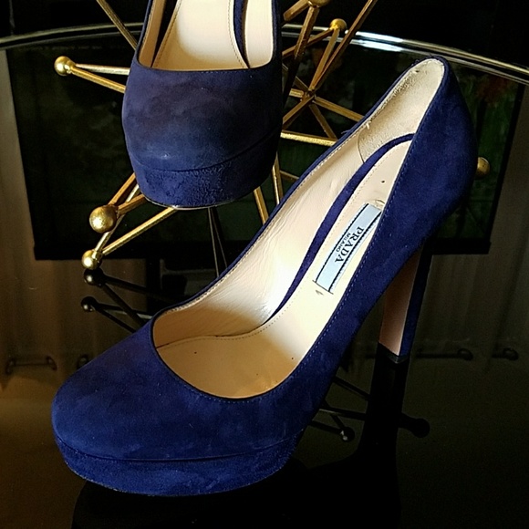 Prada - Picture 2 of 4