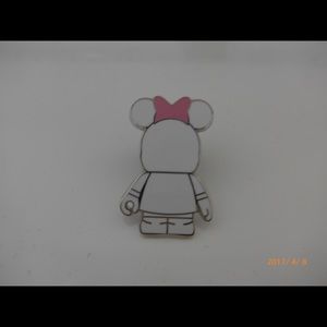 Disney Minnie Mouse robot pin