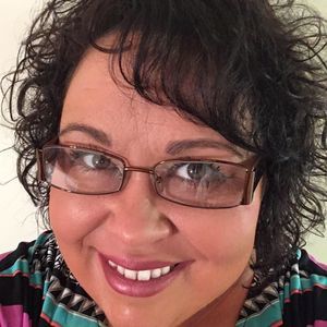 Meet your Posher, Kara