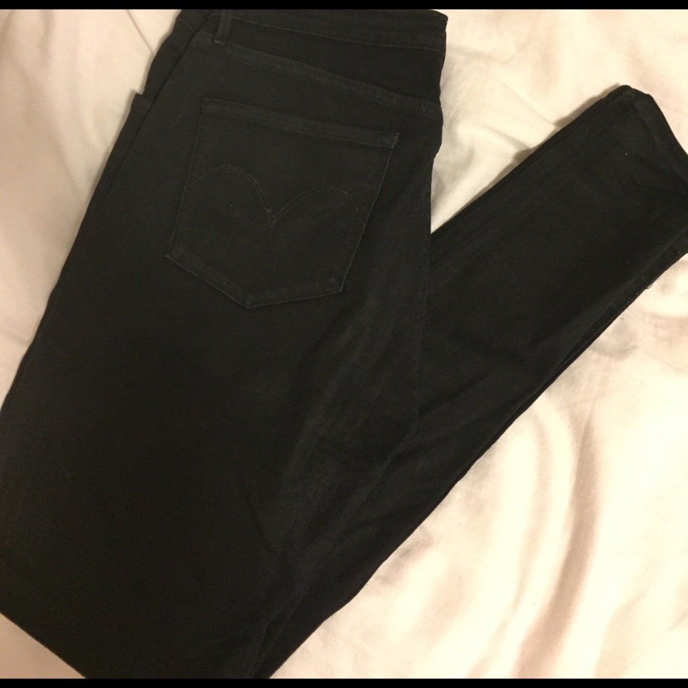 Black Skinny Levi's