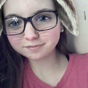 Meet your Posher, Mackenzie