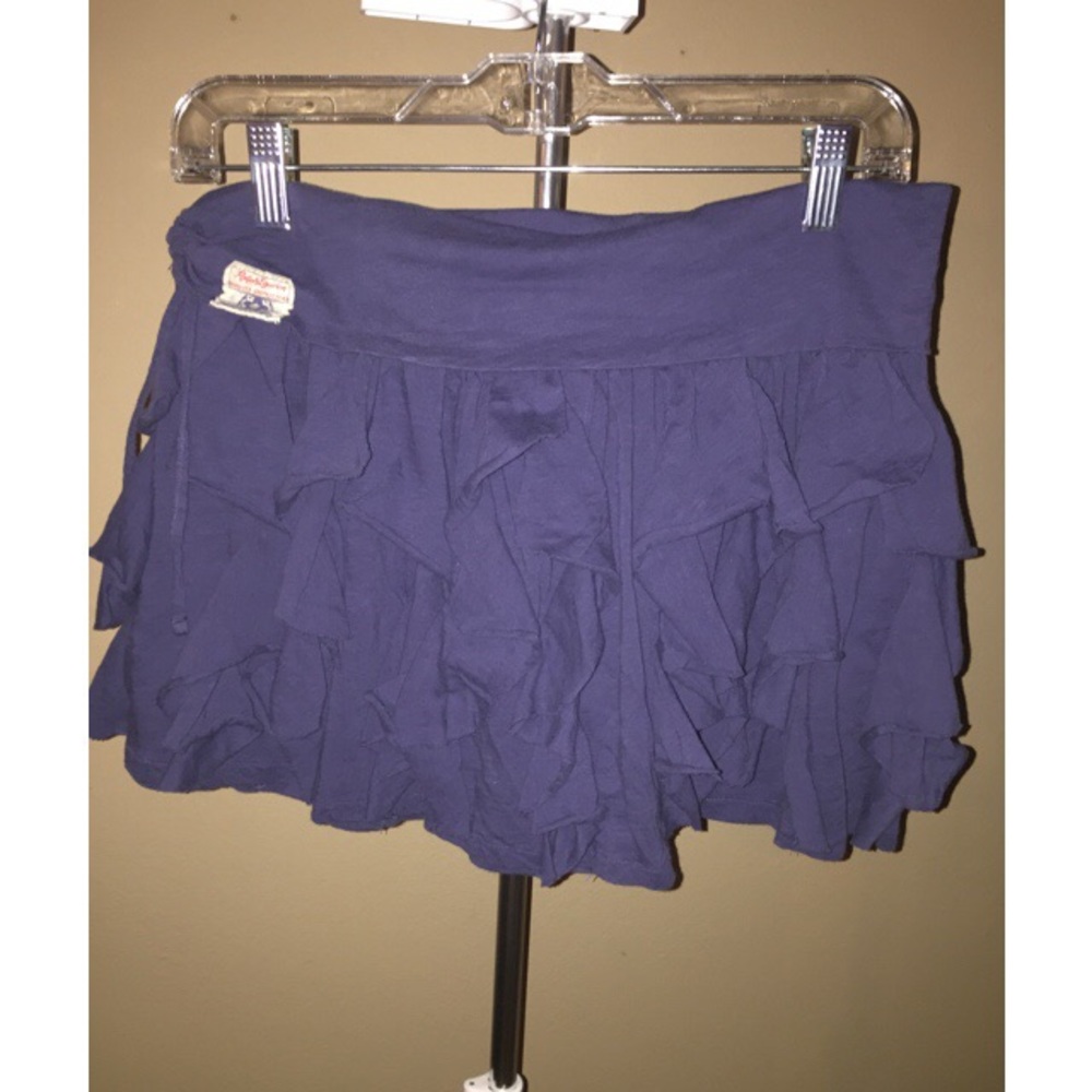 Ralph Lauren Navy Ruffled Skirt 🌱