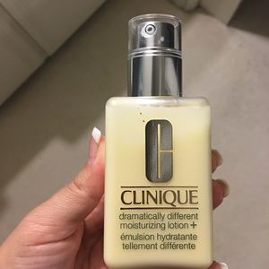 Clinique dramatically different moisturizer lotion