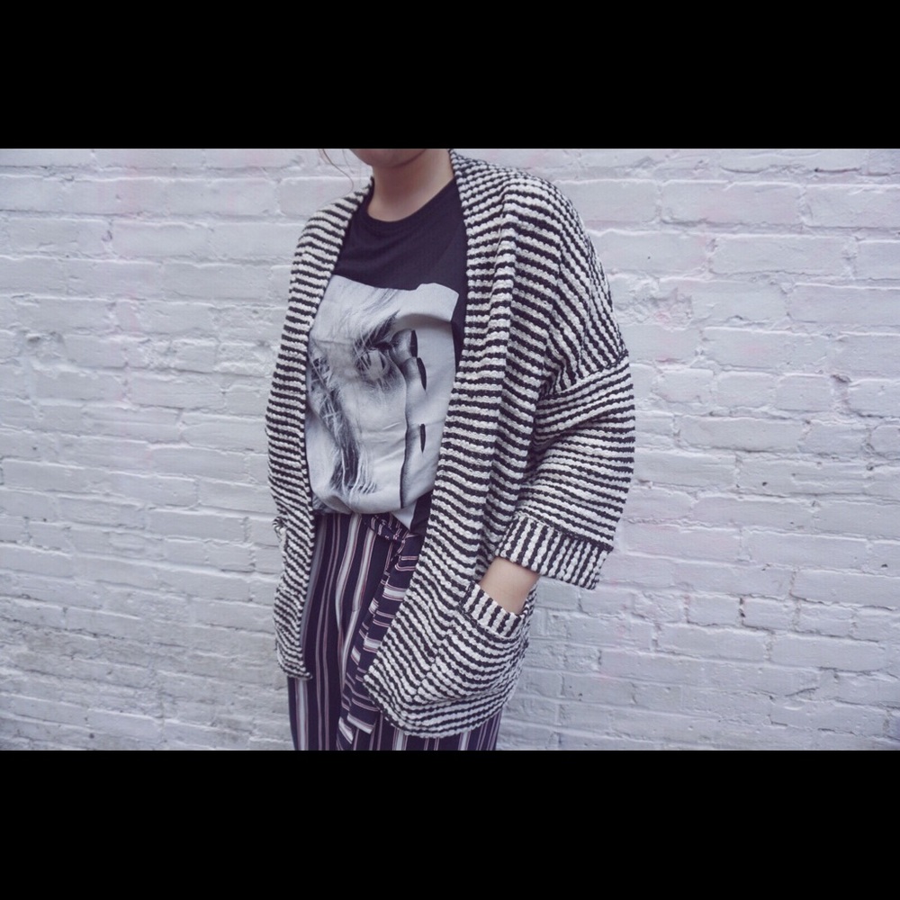 black&white cardigan