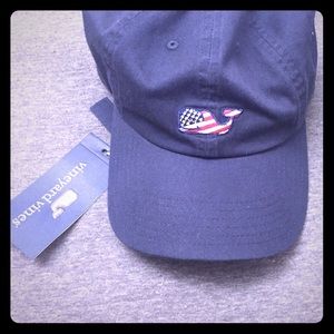 Vineyard vine american flag cap