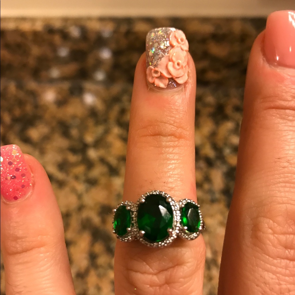 Emerald ring