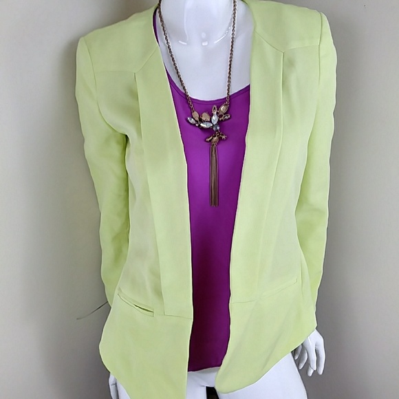 💚SOLD💚Attention Neon Green Blazer - Picture 8 of 8
