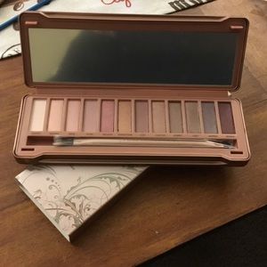 Pure Cosmetics Buff Collection Palette