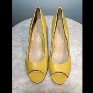 🌼 Nine West Quinty Yellow Leather Peep Toe Heel 8
