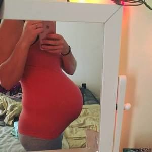 Meet your Posher, Erica lynn