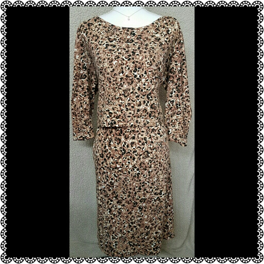 Plus Size 2 piece Crop Top & Skirt