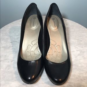 Giani Bernini Black Leather Comfort Heels 8M