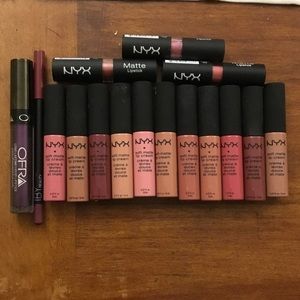 Lip bundle! 💄