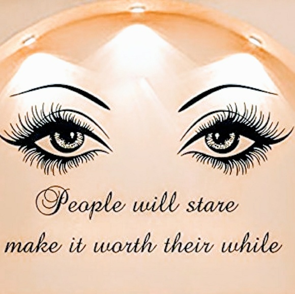 I 💖 CHANEL - Picture 3 of 4