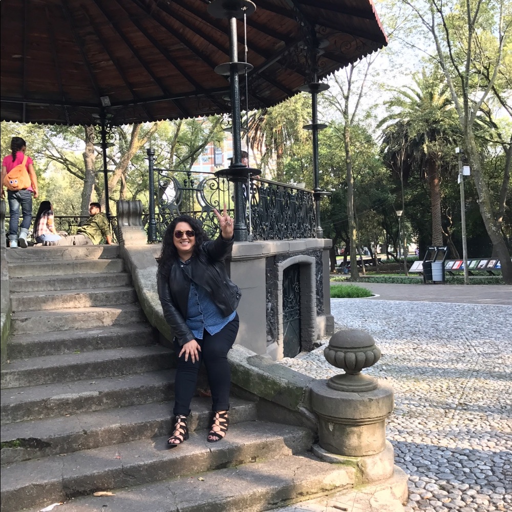 Meet your Posher, Marlenne