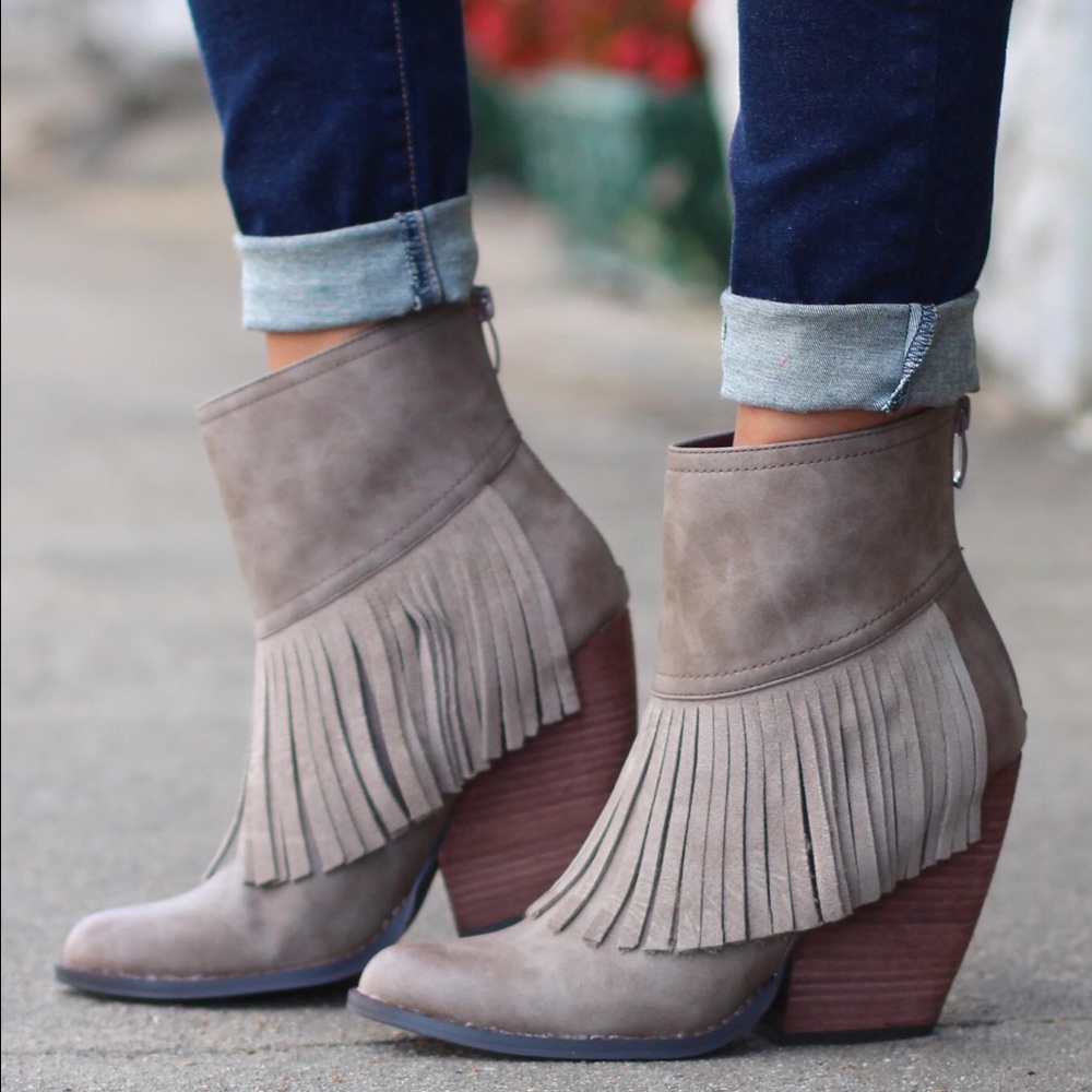 Taupe Fringe Boho Chic Ankle Booties - Picture 3 of 8