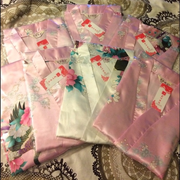 *sold out* Pink Bridesmaid robe - Picture 2 of 8