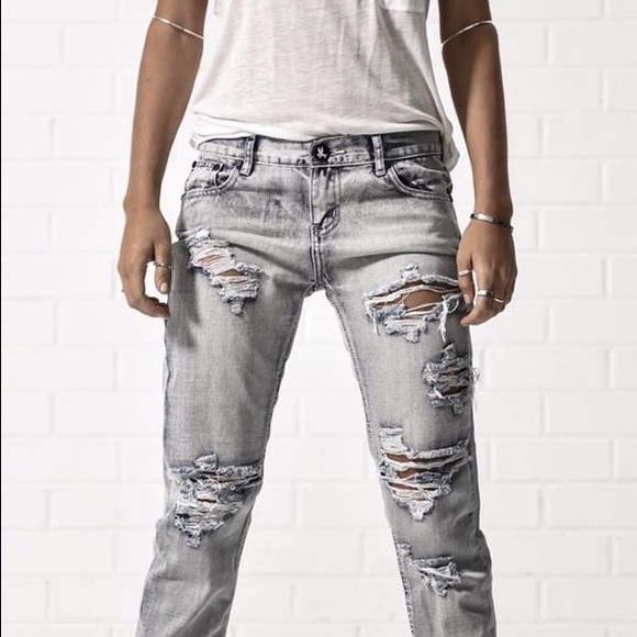 | LAST ONE| One Teaspoon Awesome Baggies ||Size 28 - Picture 2 of 4