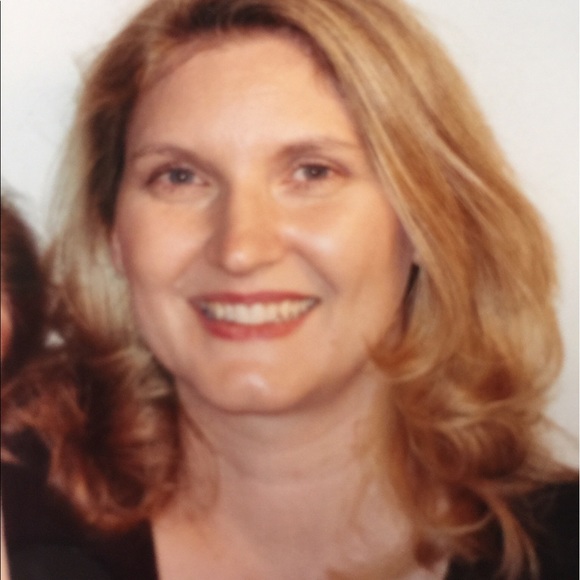 Meet your Posher, Charlene - Picture 1 of 1