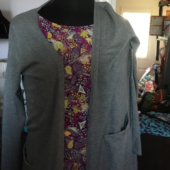 Lularoe Sarah - Picture 2 of 3