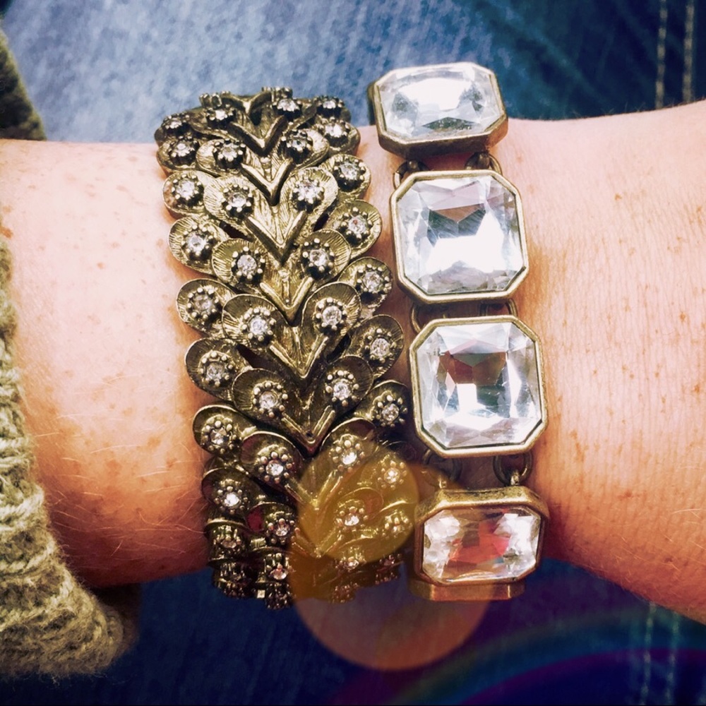 CHIC ✨Chloe + Isabel✨Bracelets - Picture 1 of 3