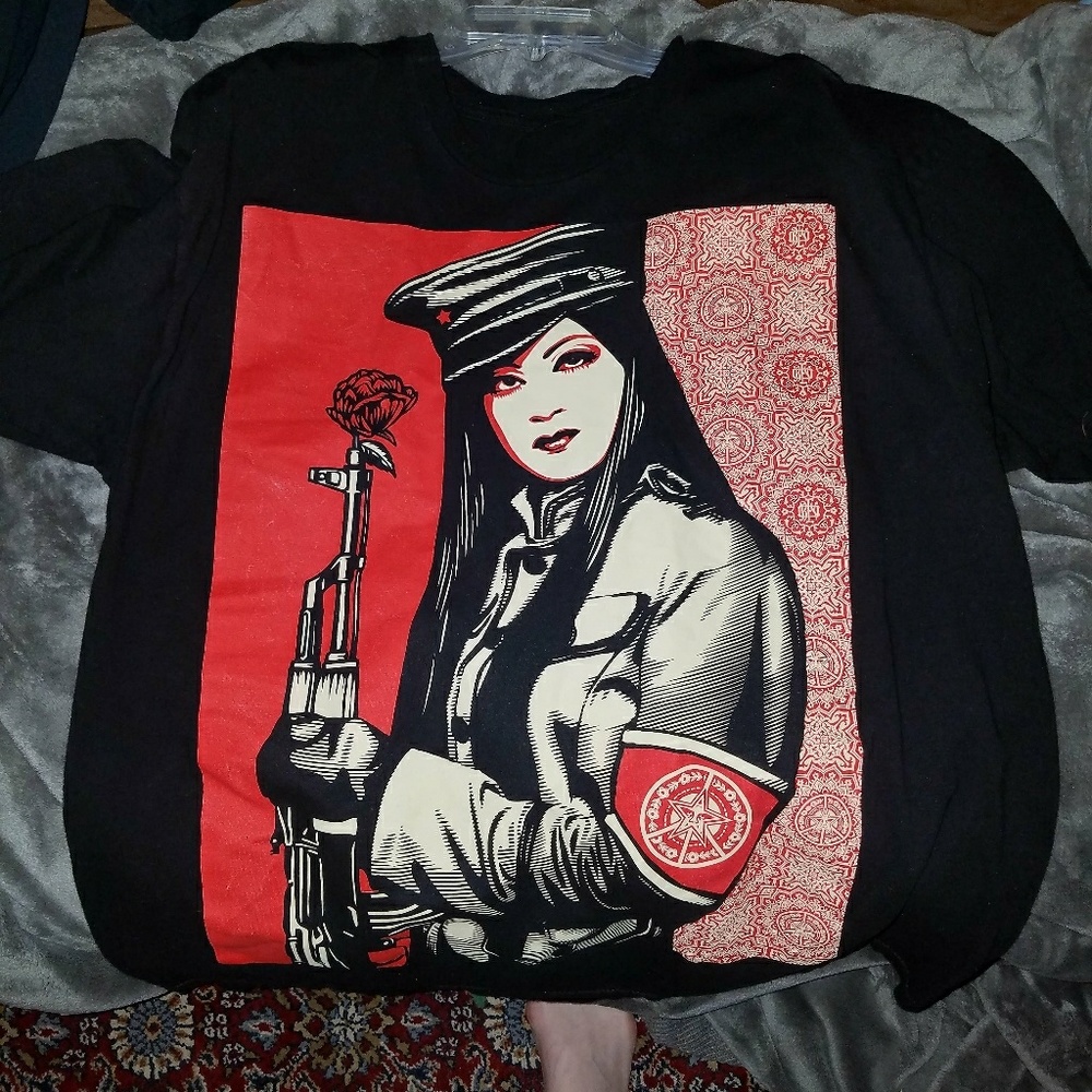 Mens (or unisex) Obey T shirt