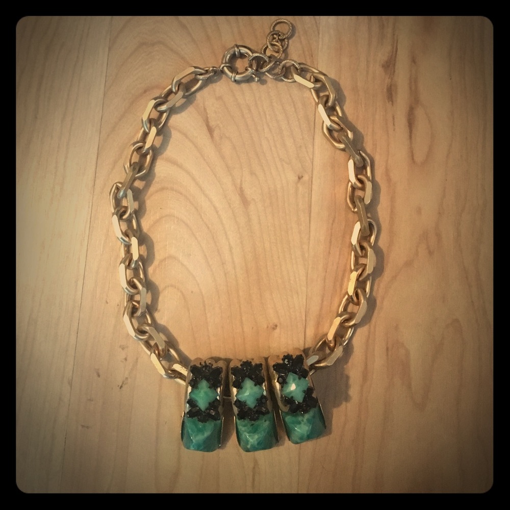 Statement necklace