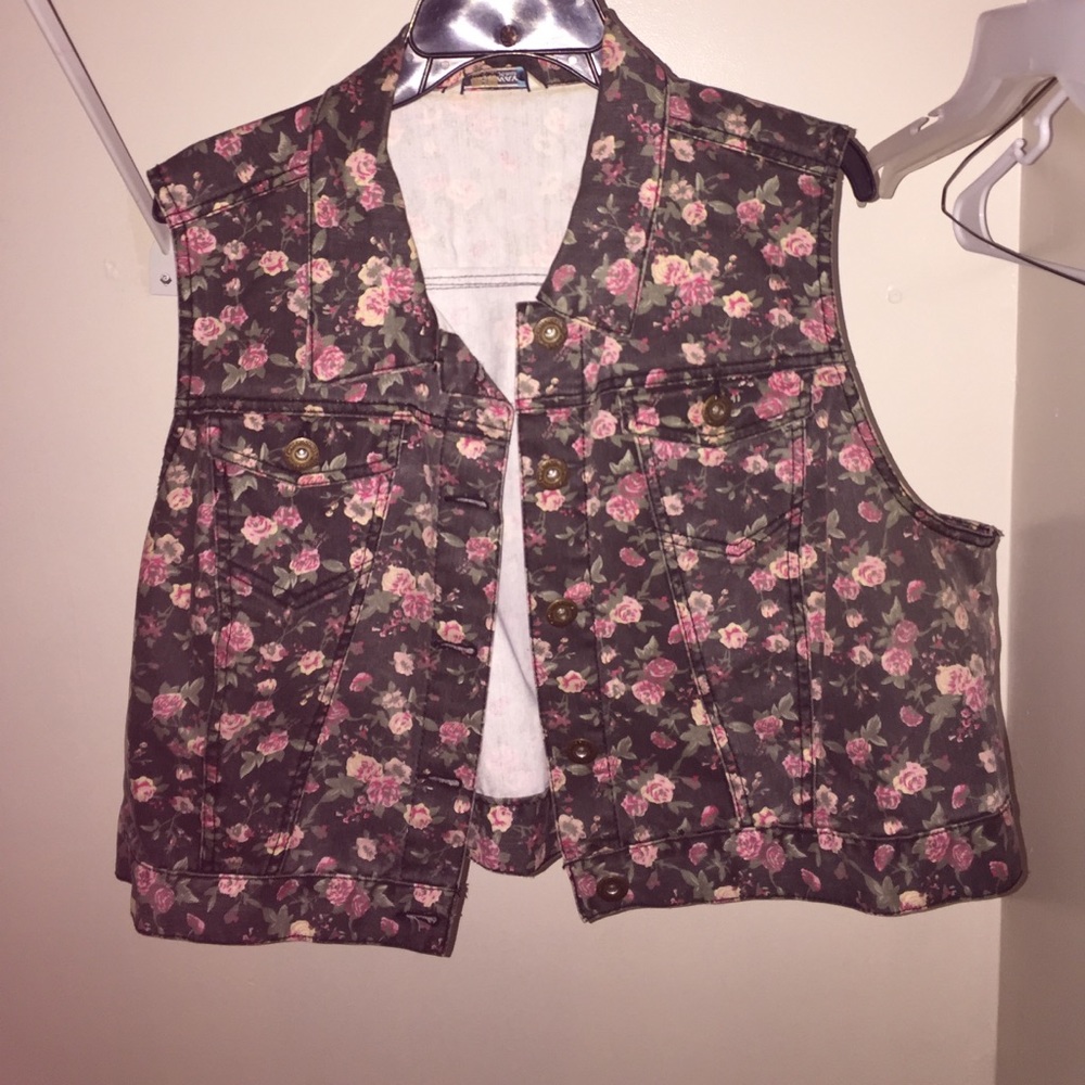 Floral denim vest