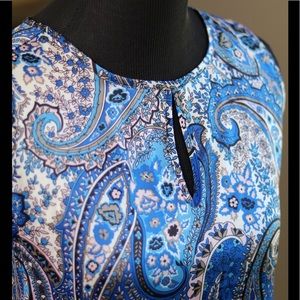 Sleeveless Paisley Shirt