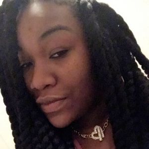Meet your Posher, Jasmin