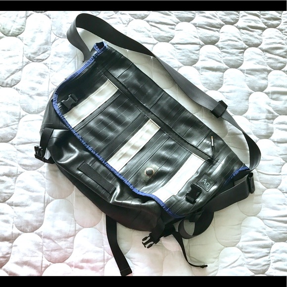 🚲 Ag Messenger Bag 🚲 - Picture 2 of 6